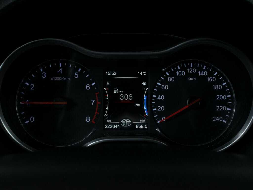 FAW Besturn X80, 2019 - Фото №12