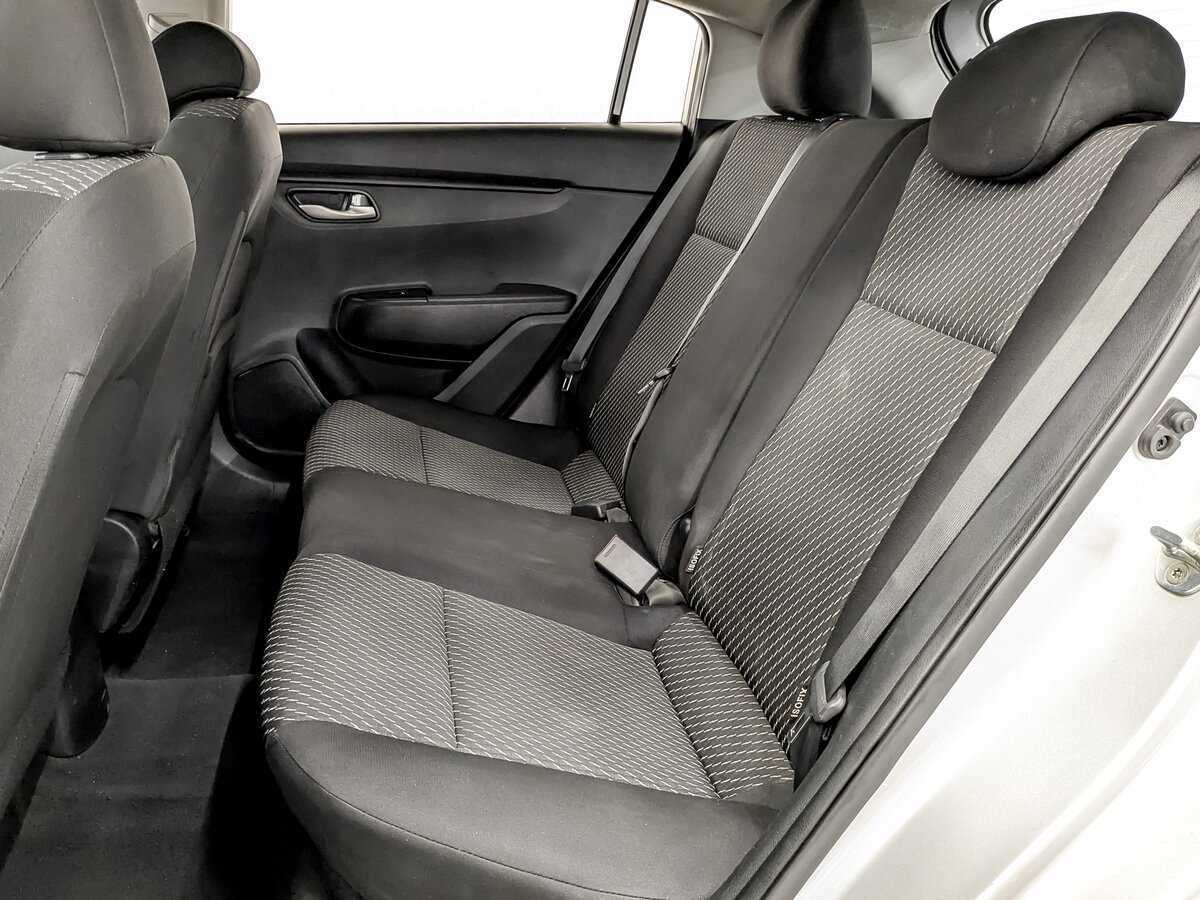 Kia Rio X-Line, 2020 - Фото №11