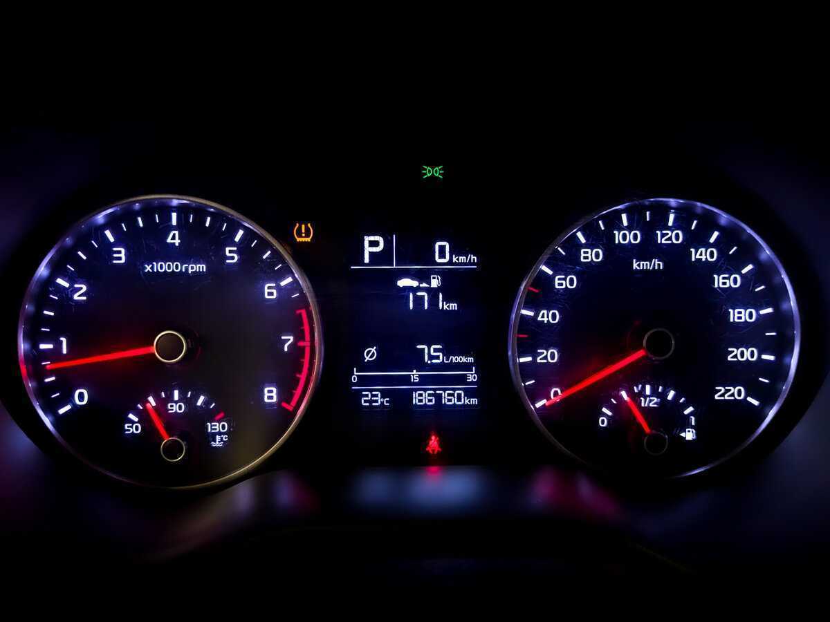 Kia Rio X-Line, 2020 - Фото №12