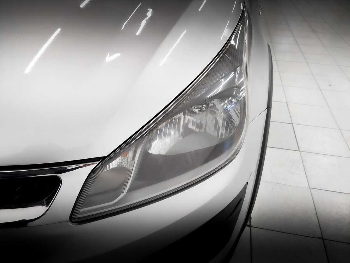 Kia Rio X-Line, 2020 - Фото №16