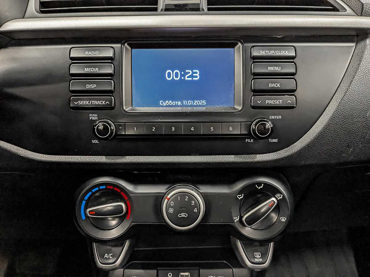 Kia Rio X-Line, 2020 - Фото №16