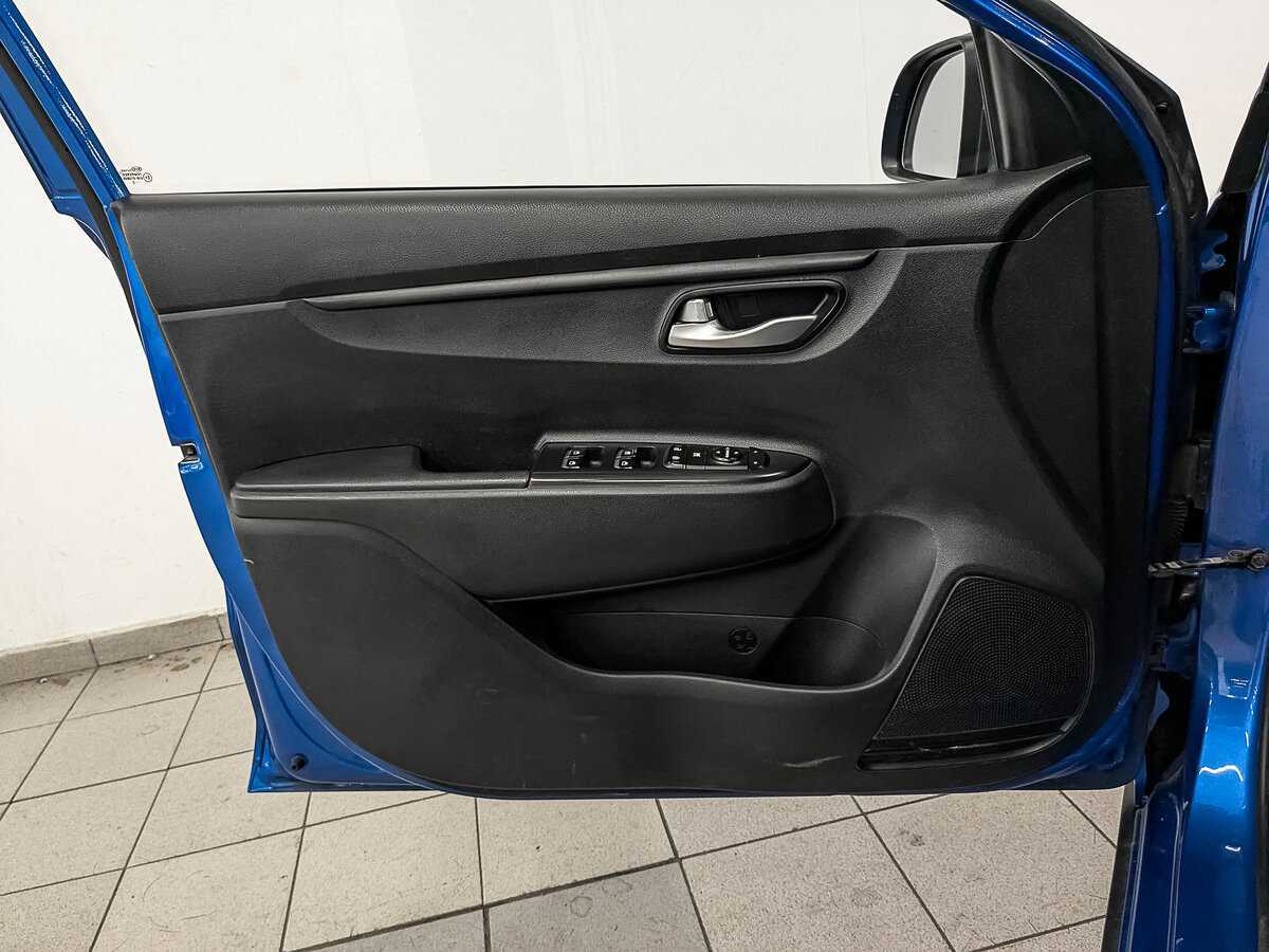 Kia Rio X-Line, 2020 - Фото №17