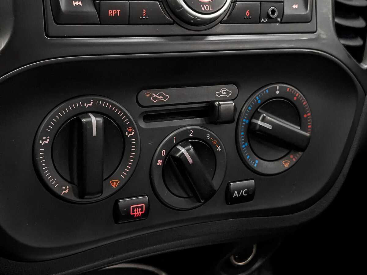 Nissan Juke, 2014 - Фото №20