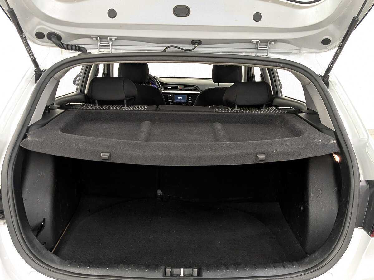 Kia Rio X-Line, 2020 - Фото №9