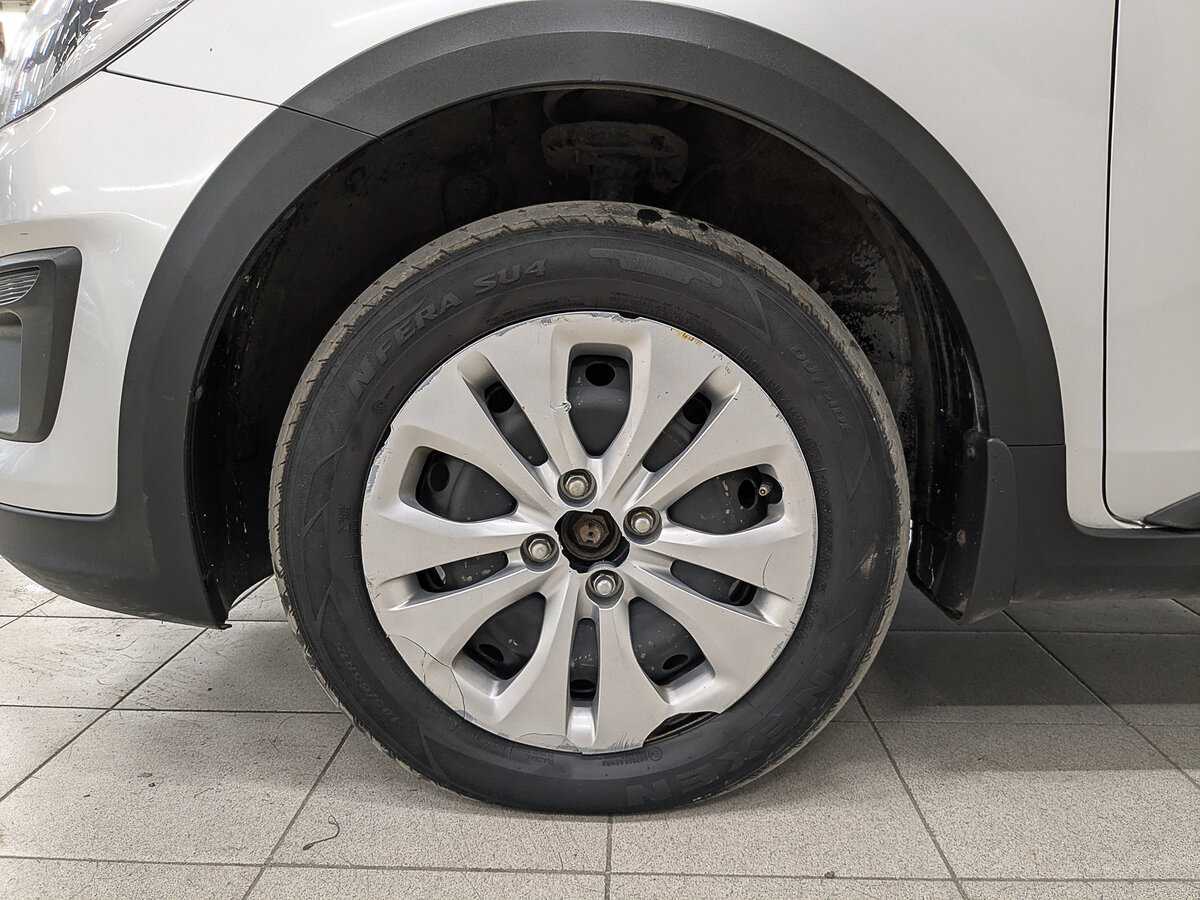 Kia Rio X-Line, 2020 - Фото №11