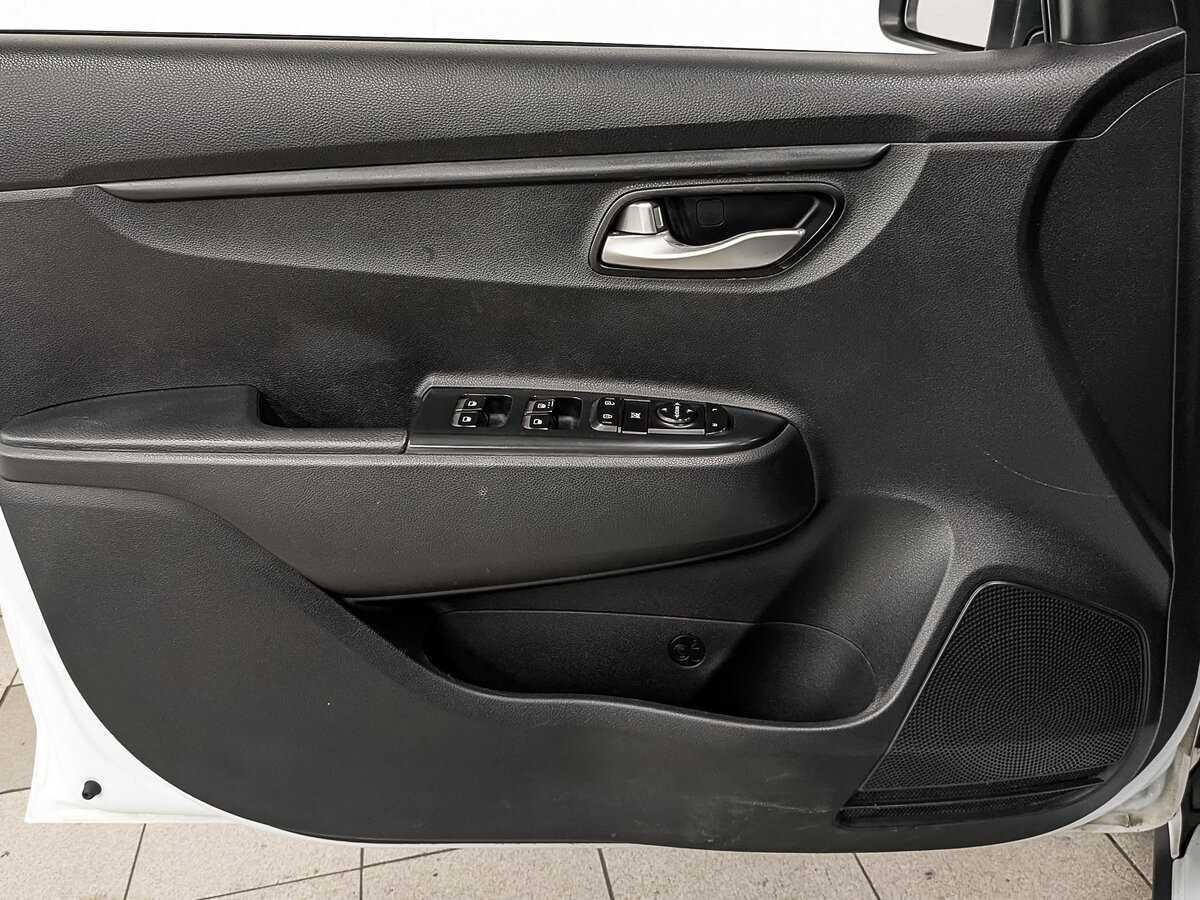 Kia Rio X, 2020 - Фото №17