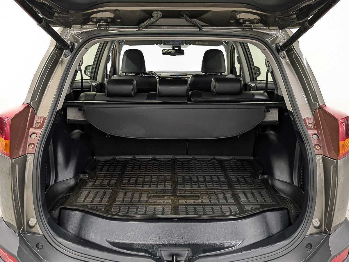 Toyota RAV4, 2014 - Фото №9
