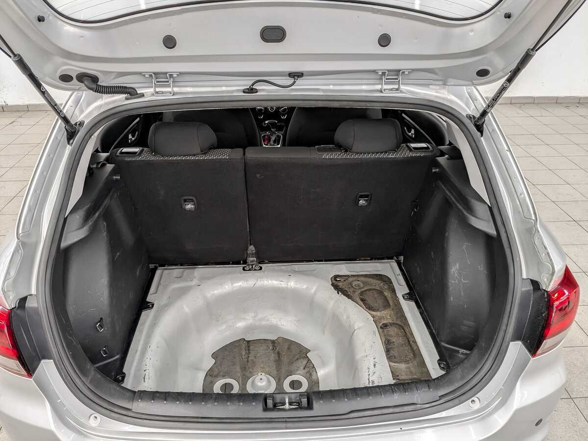 Kia Rio X-Line, 2020 - Фото №9