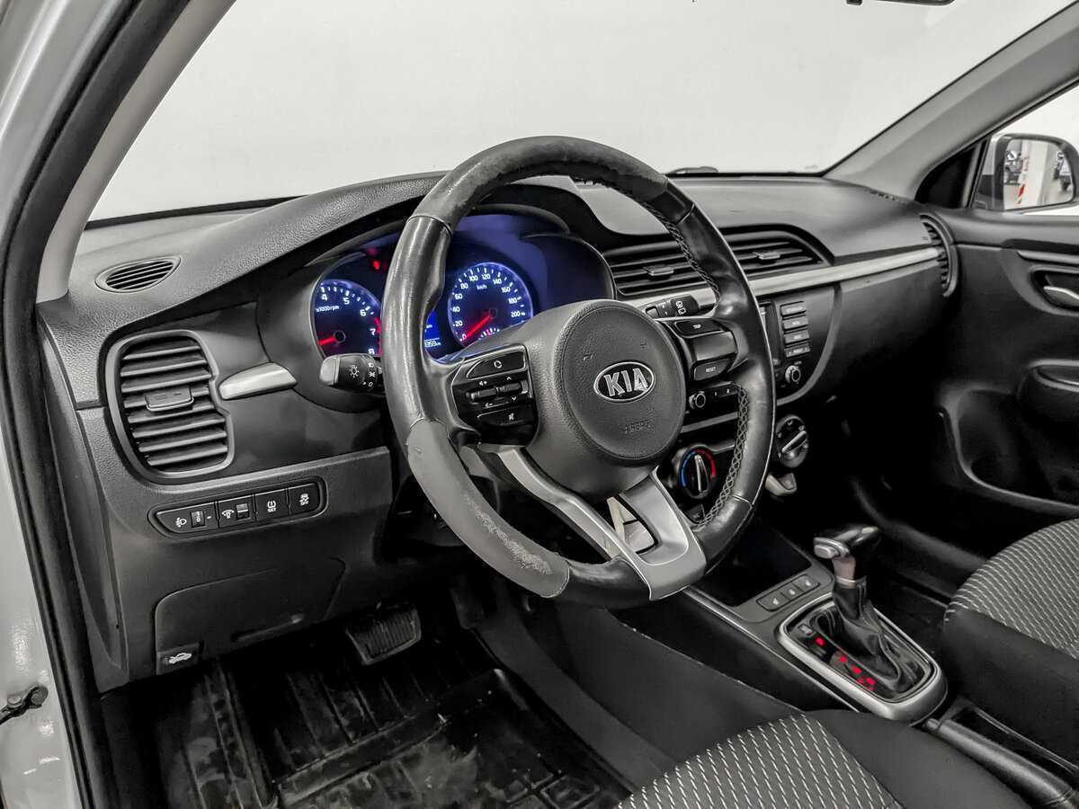 Kia Rio X-Line, 2020 - Фото №15