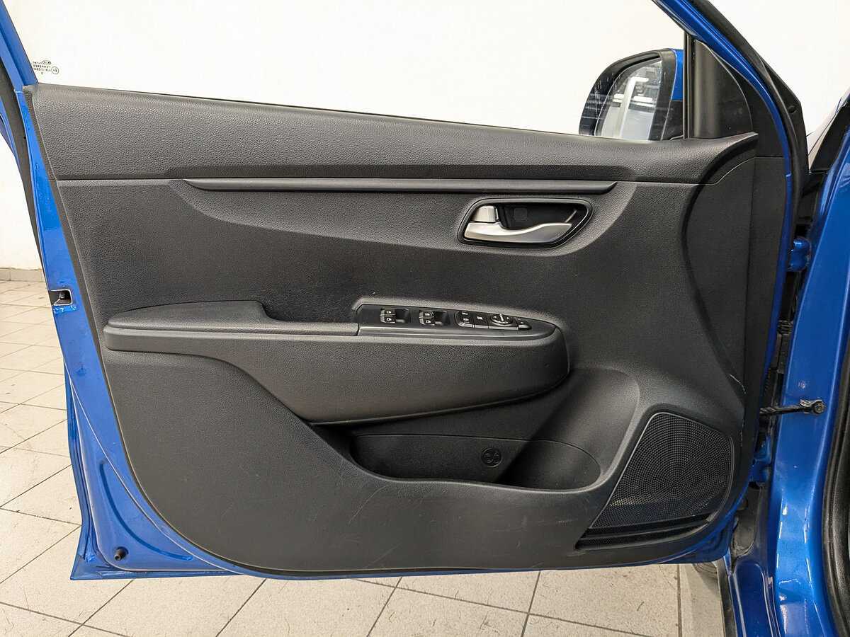 Kia Rio X-Line, 2019 - Фото №17