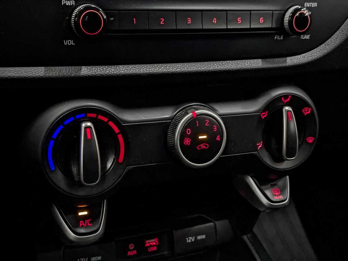 Kia Rio, 2017 - Фото №20