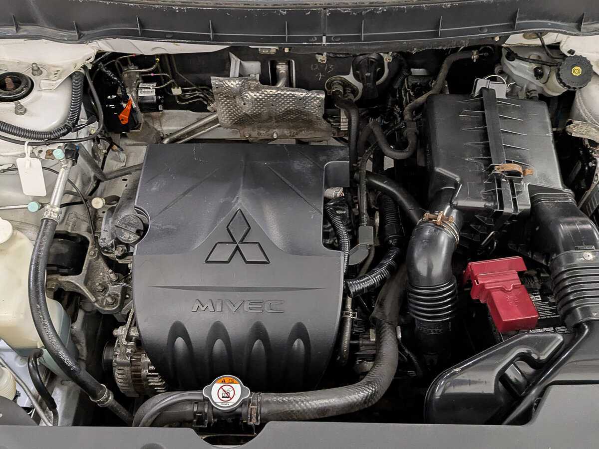 Mitsubishi ASX, 2014 - Фото №8