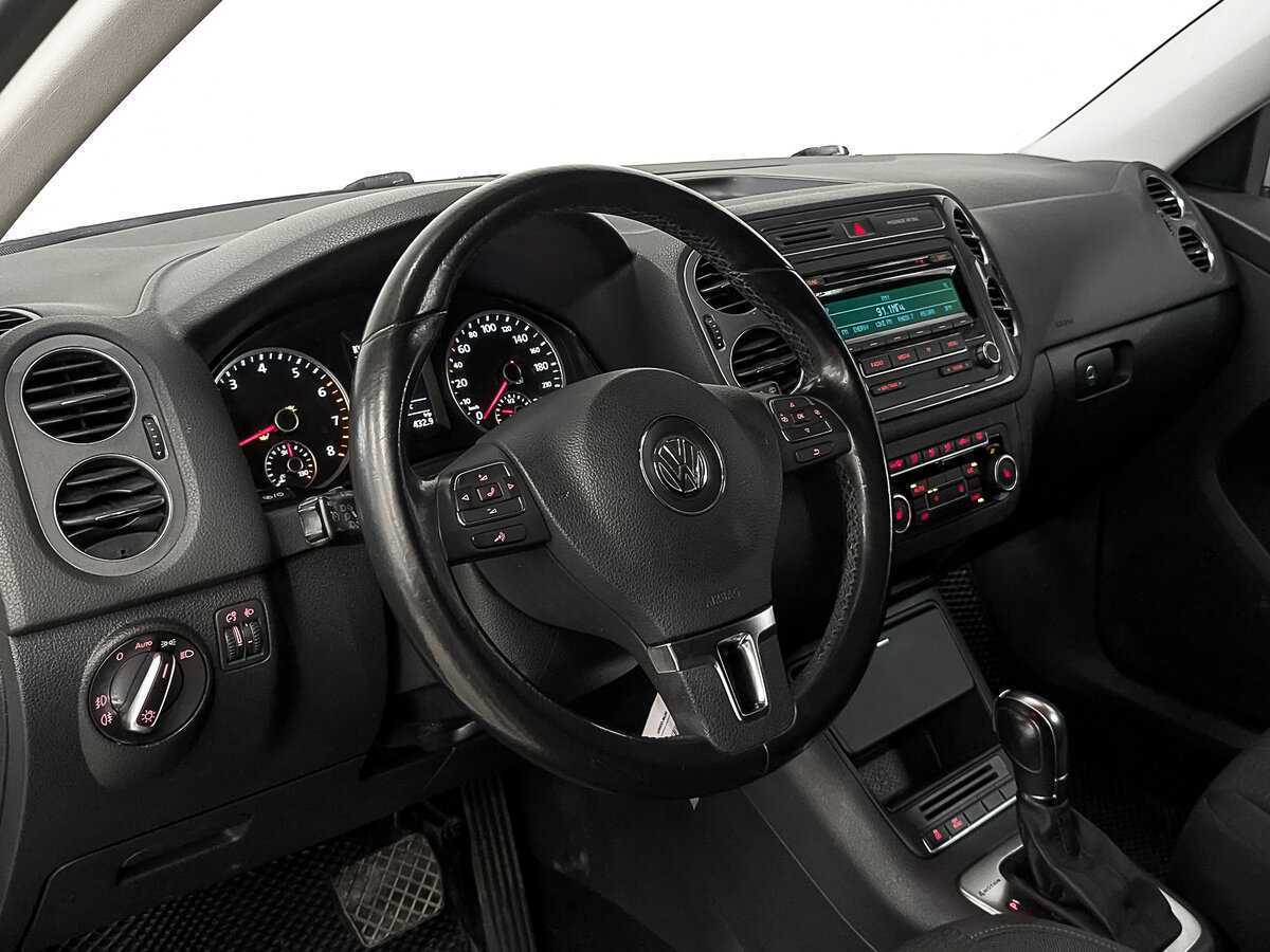 Volkswagen Tiguan, 2013 - Фото №12