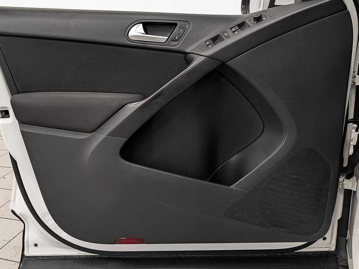 Volkswagen Tiguan, 2013 - Фото №16