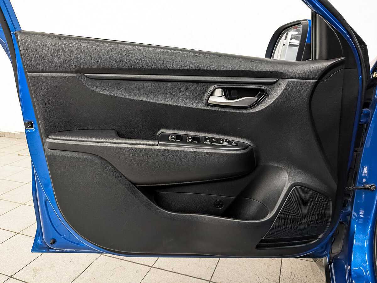 Kia Rio X-Line, 2020 - Фото №15