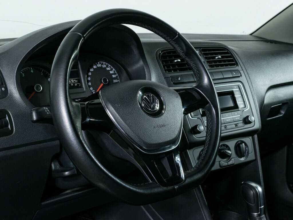 Volkswagen Polo, 2016 - Фото №11