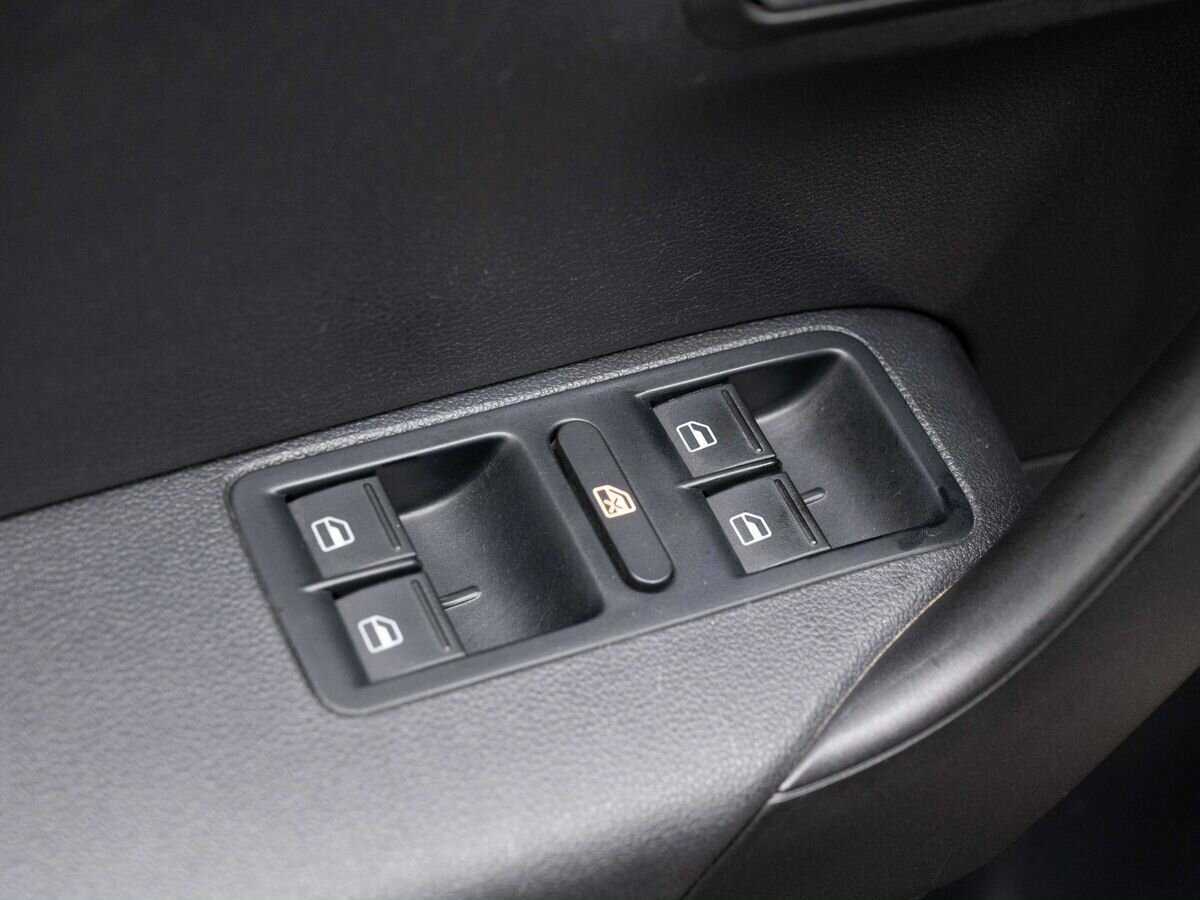 Volkswagen Polo, 2016 - Фото №16