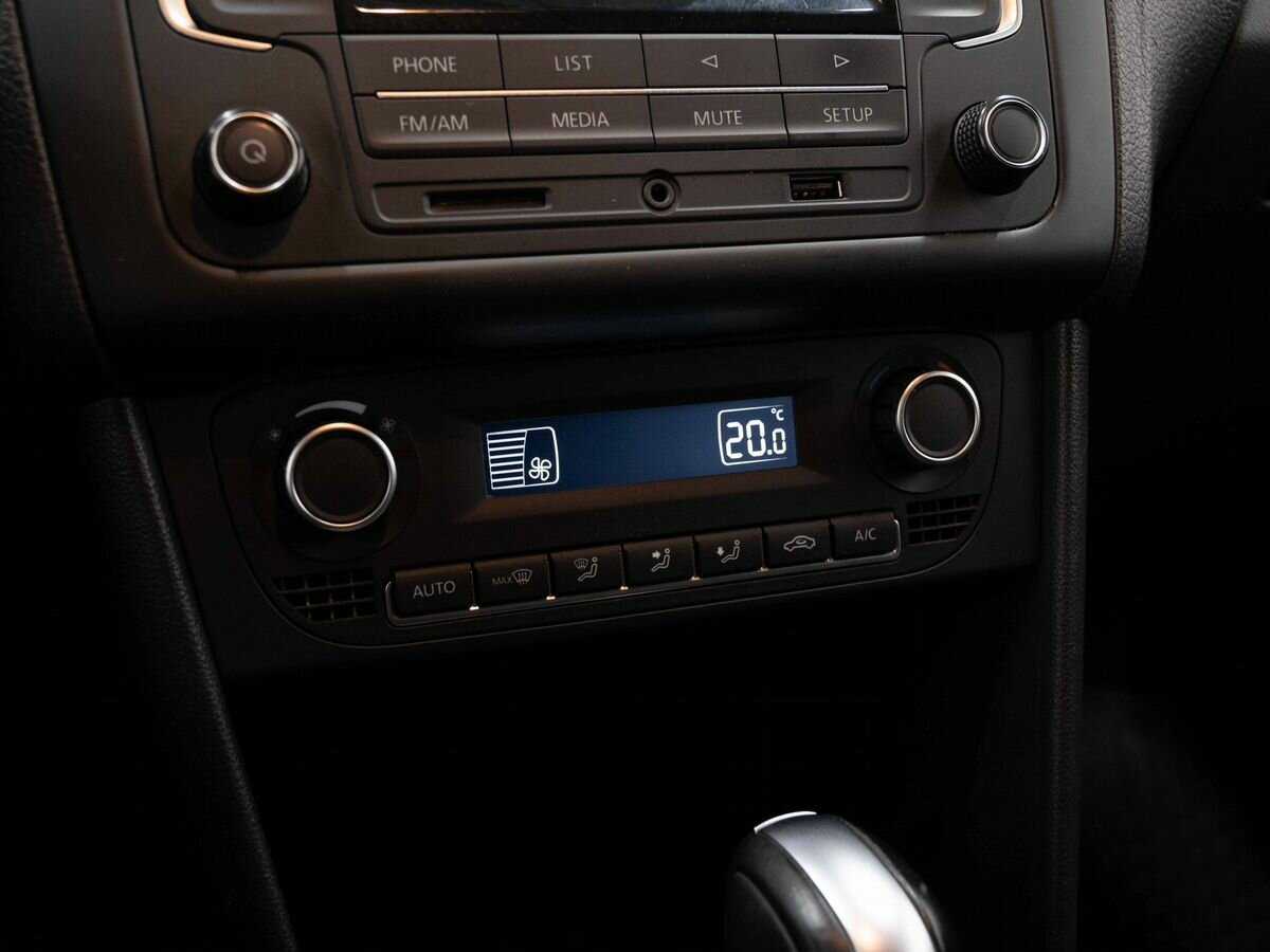 Volkswagen Polo, 2016 - Фото №19