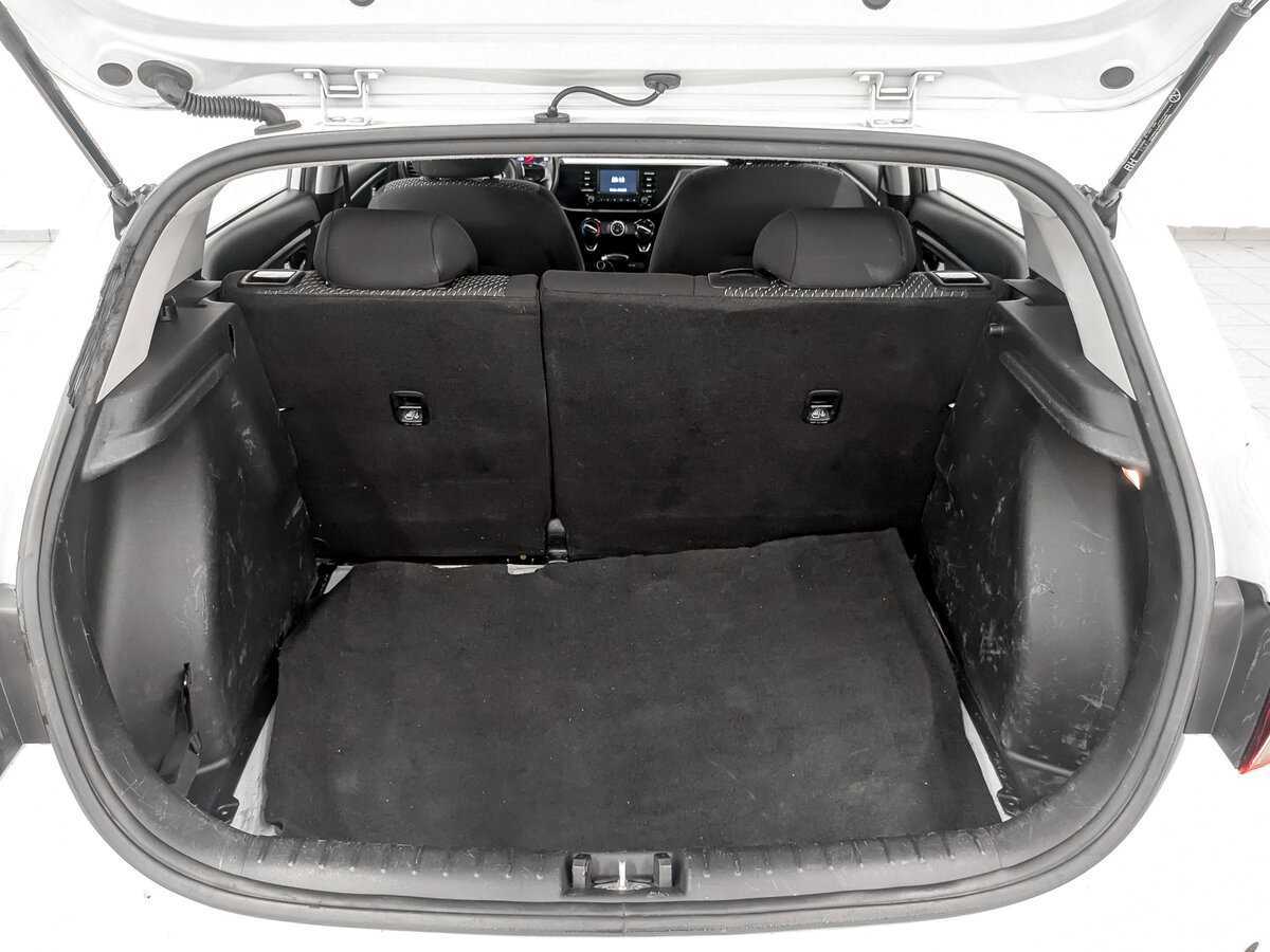 Kia Rio X-Line, 2020 - Фото №9