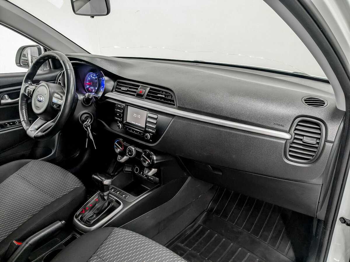 Kia Rio X-Line, 2020 - Фото №10