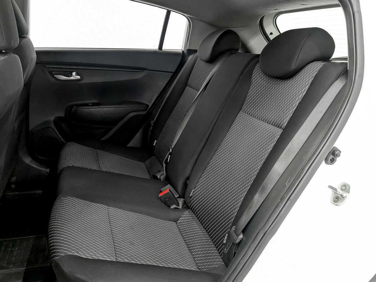 Kia Rio X-Line, 2020 - Фото №11