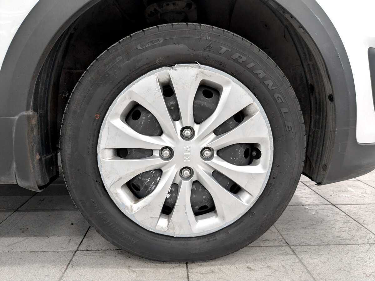 Kia Rio X-Line, 2020 - Фото №17