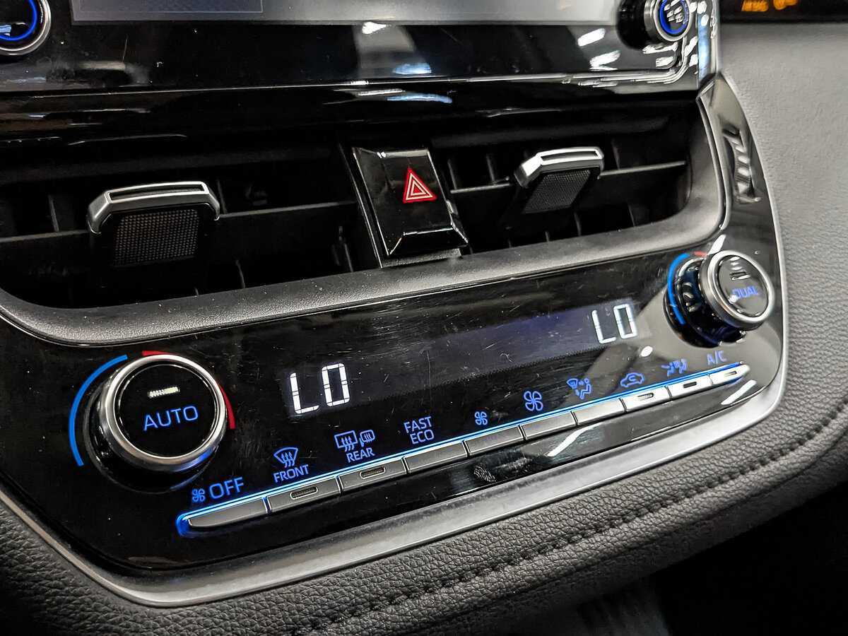 Toyota Corolla, 2019 - Фото №19