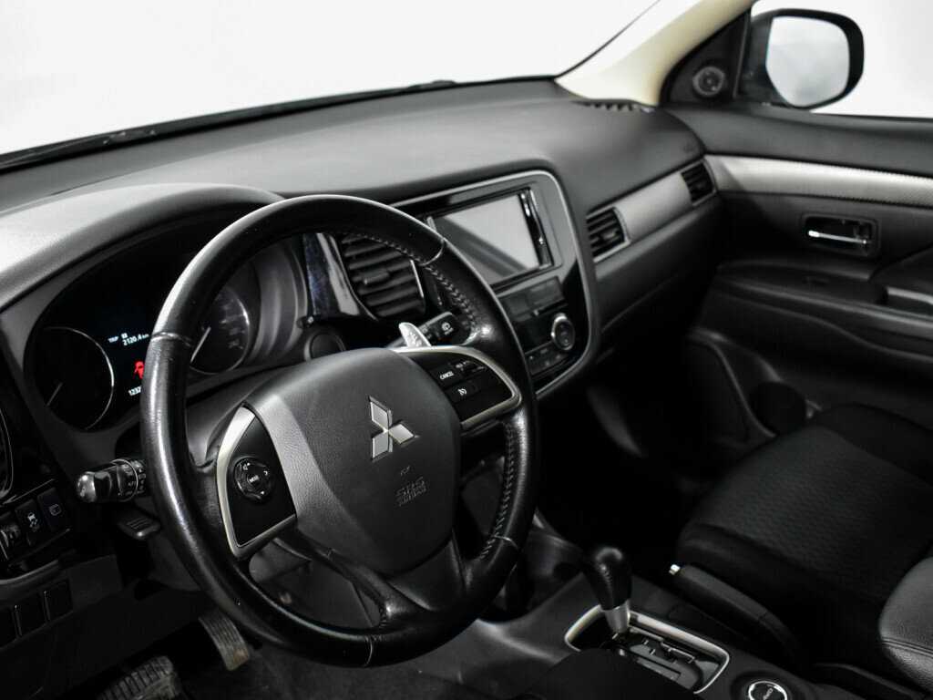 Mitsubishi Outlander, 2014 - Фото №8