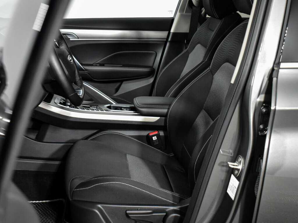 Geely Coolray, 2022 - Фото №11