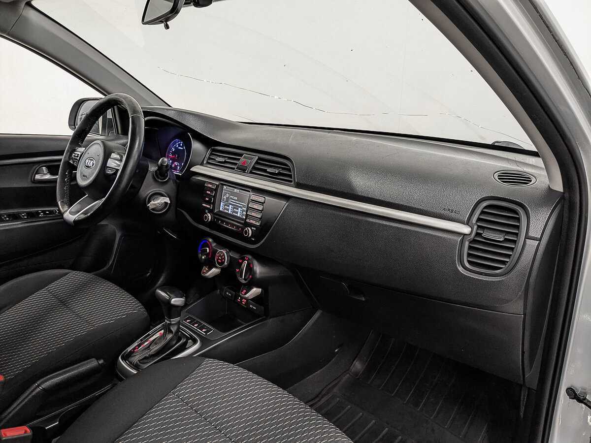 Kia Rio X-Line, 2020 - Фото №11