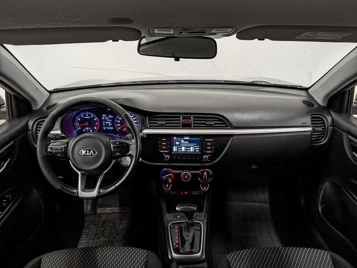 Kia Rio X-Line, 2020 - Фото №12