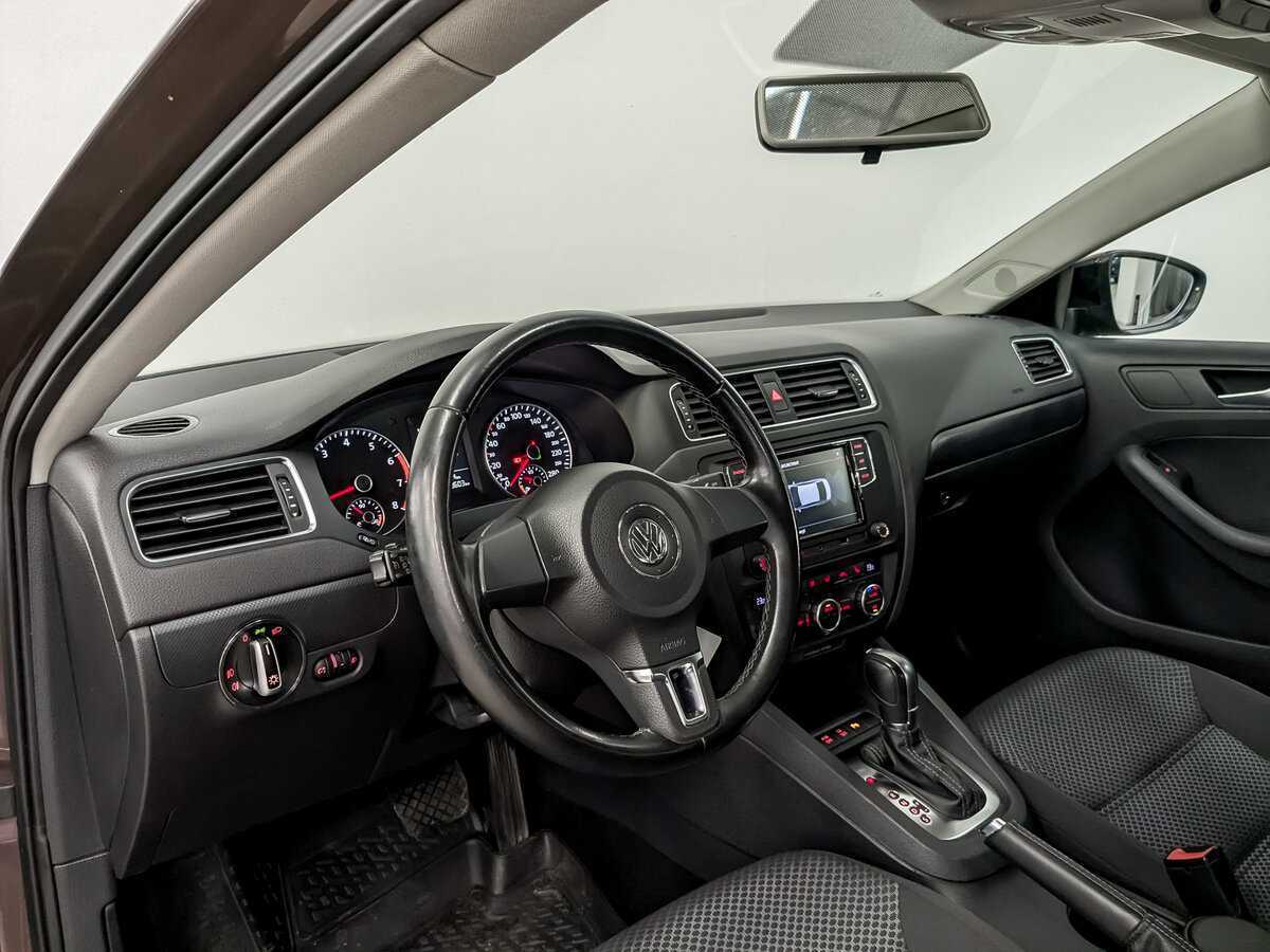 Volkswagen Jetta, 2014 - Фото №15