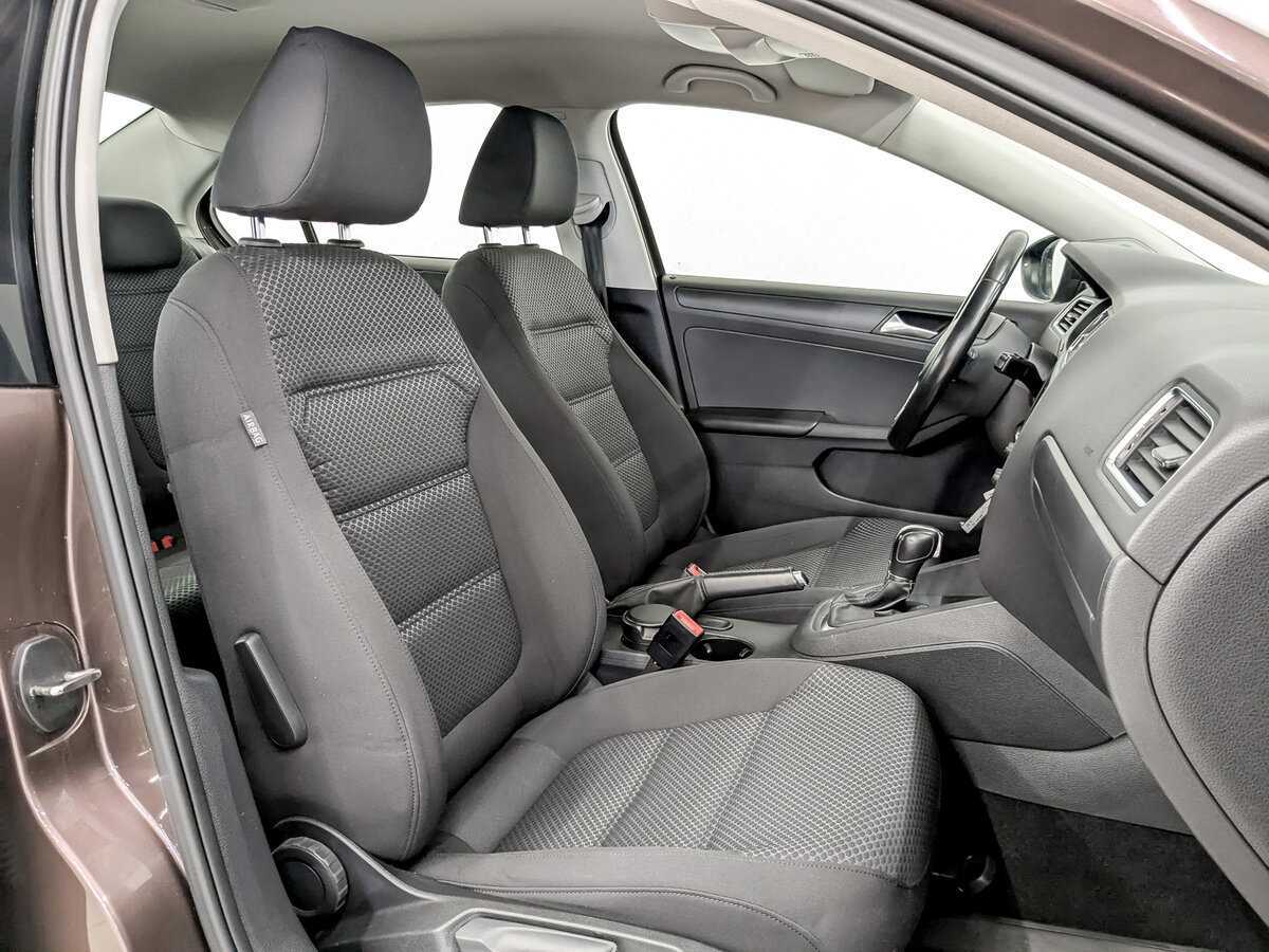 Volkswagen Jetta, 2014 - Фото №21