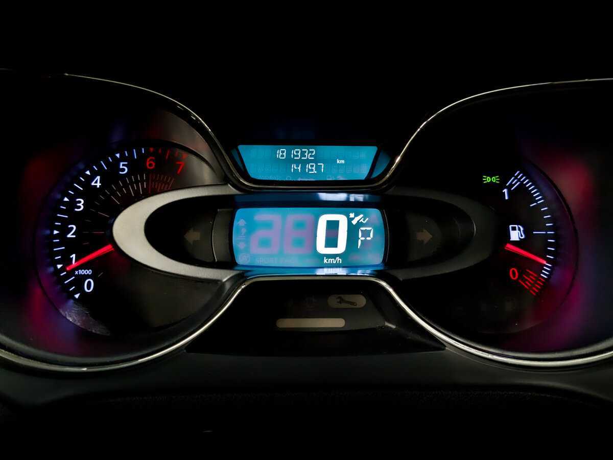 Renault Kaptur, 2017 - Фото №12