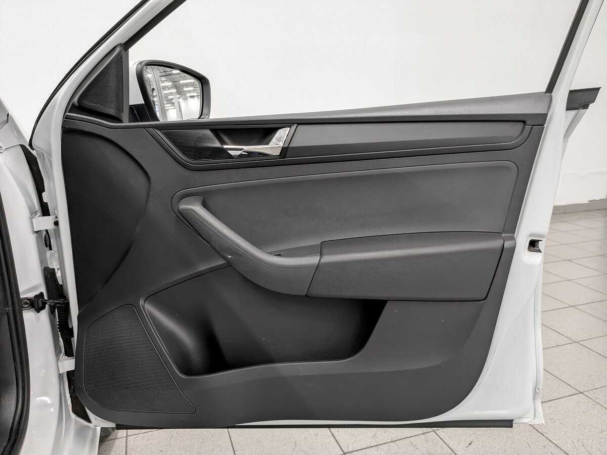 Skoda Rapid, 2017 - Фото №23