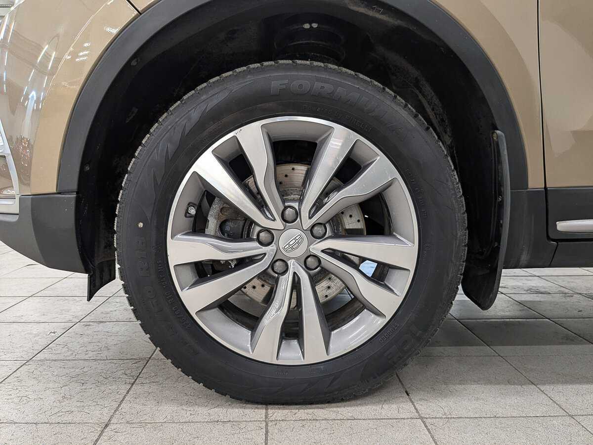 Geely Atlas, 2019 - Фото №11