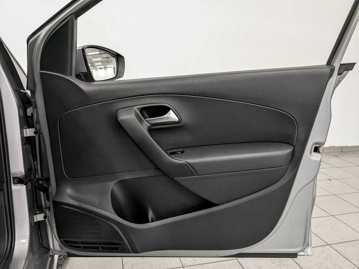 Volkswagen Polo, 2018 - Фото №22