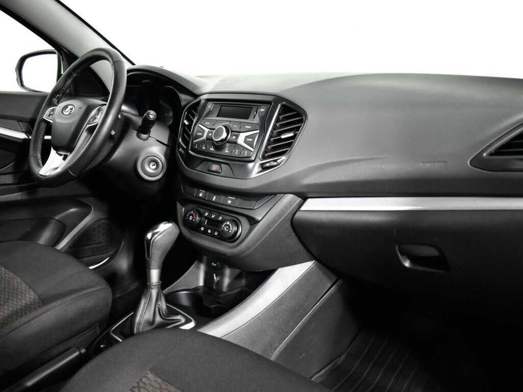 Lada (ВАЗ) Vesta, 2020 - Фото №8