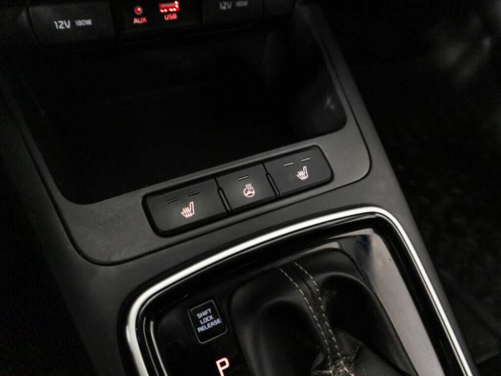 Kia Rio X-Line, 2020 - Фото №17