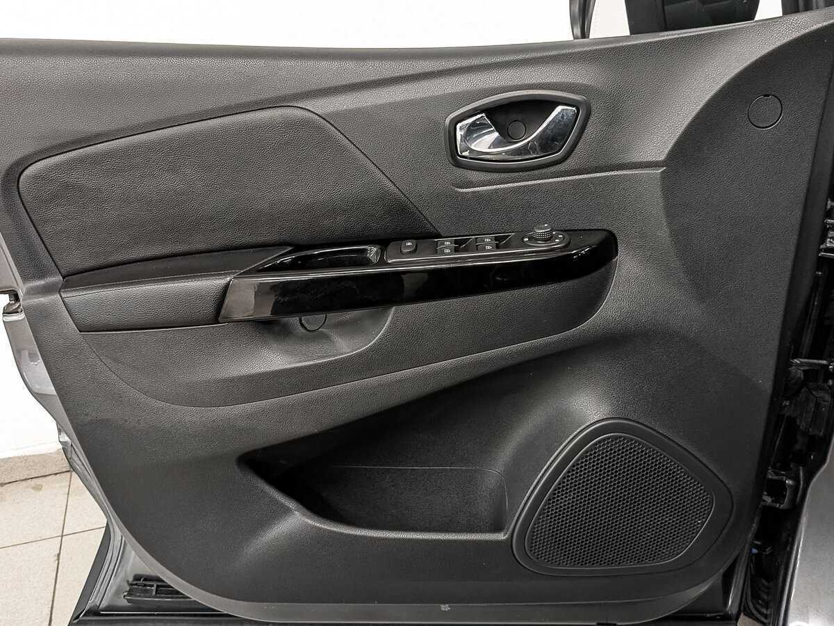 Renault Kaptur, 2017 - Фото №16