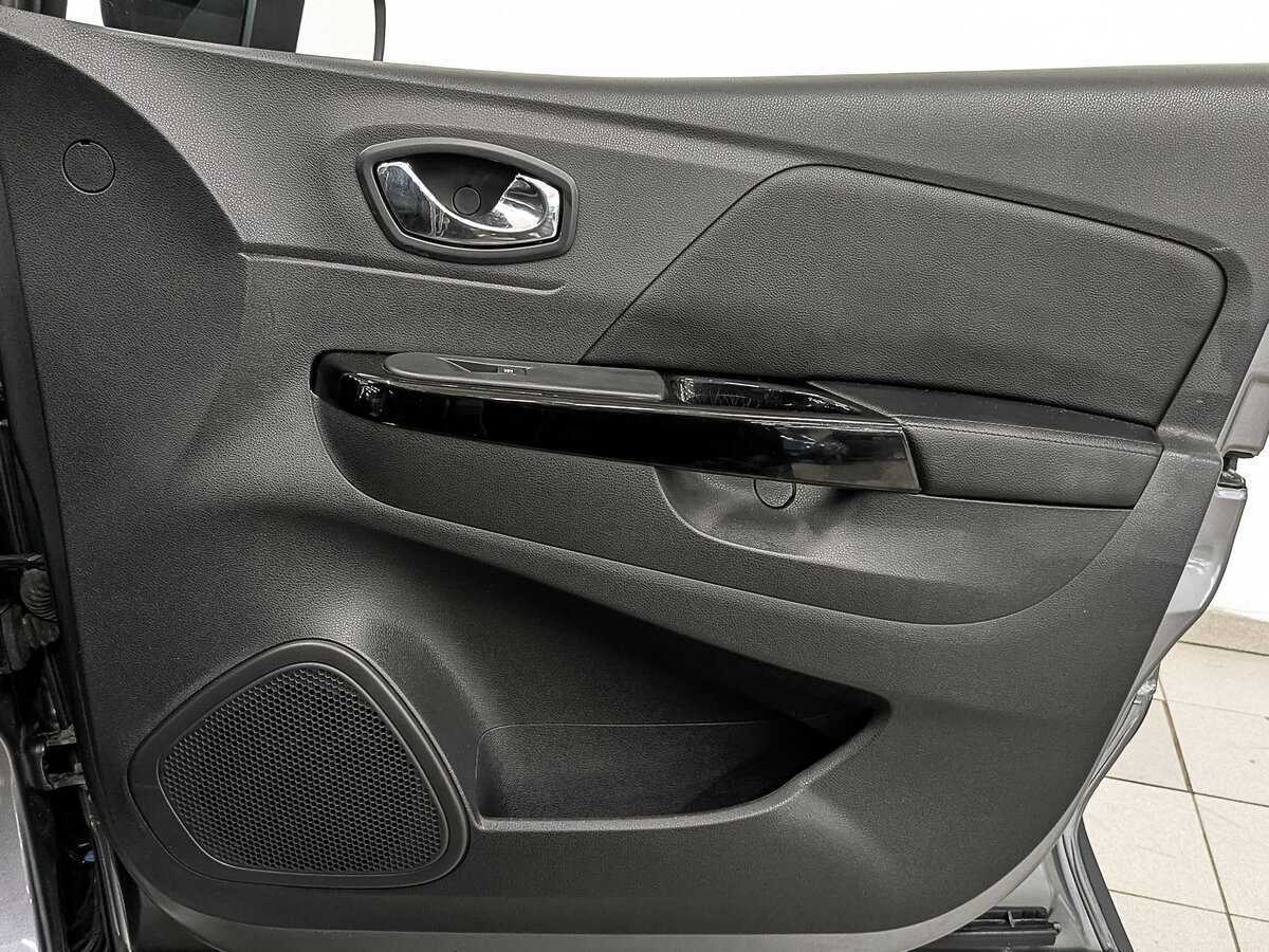 Renault Kaptur, 2017 - Фото №20