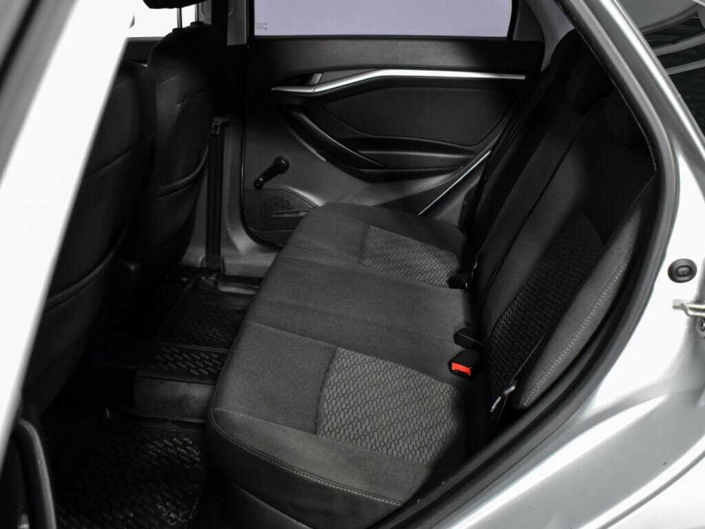 Lada (ВАЗ) Vesta, 2017 - Фото №11