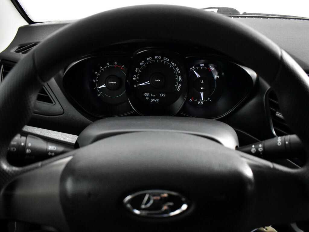 Lada (ВАЗ) Vesta, 2017 - Фото №17