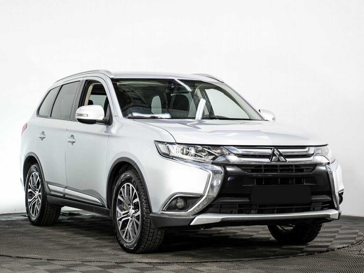 Mitsubishi Outlander, 2018 - Фото №2