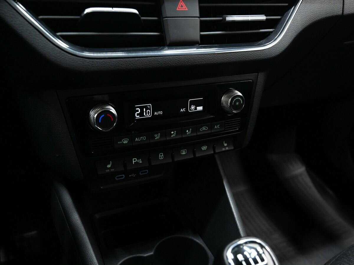 Skoda Rapid, 2020 - Фото №17