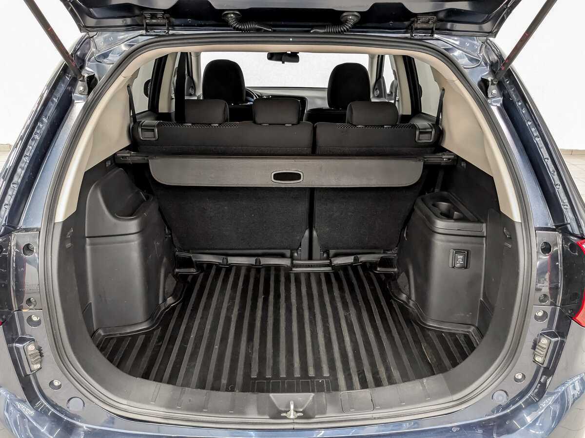 Mitsubishi Outlander, 2017 - Фото №9