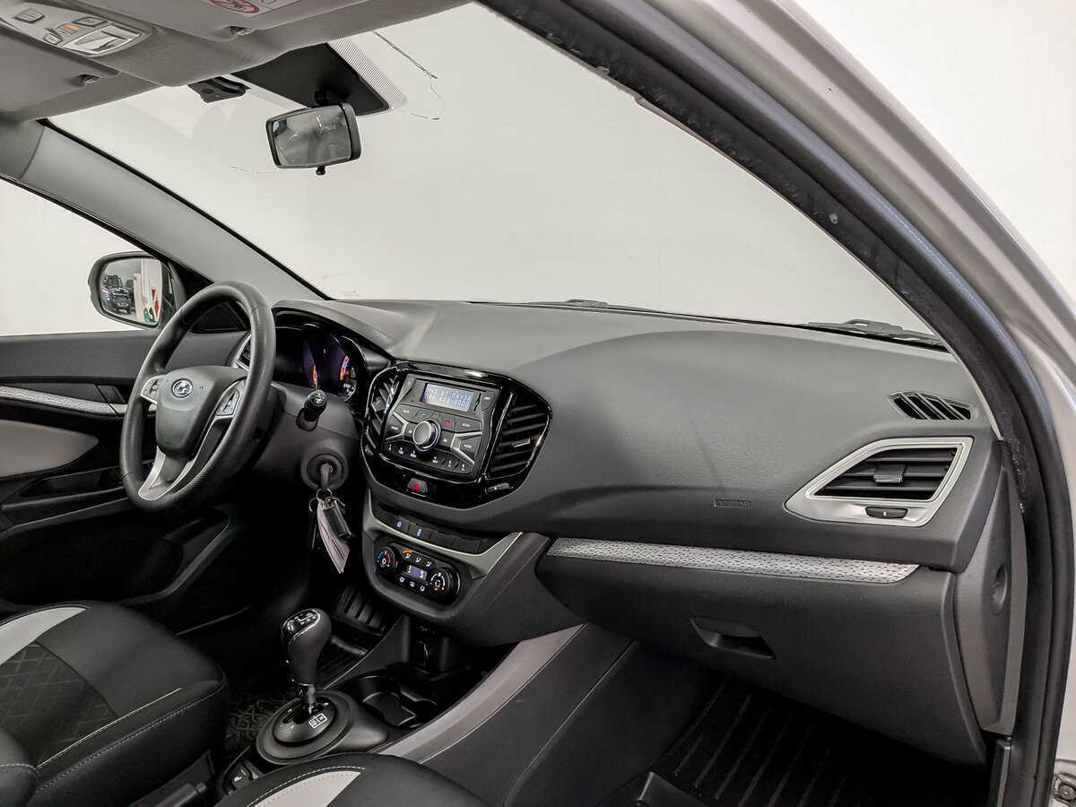 Lada (ВАЗ) Vesta SW Cross, 2019 - Фото №10