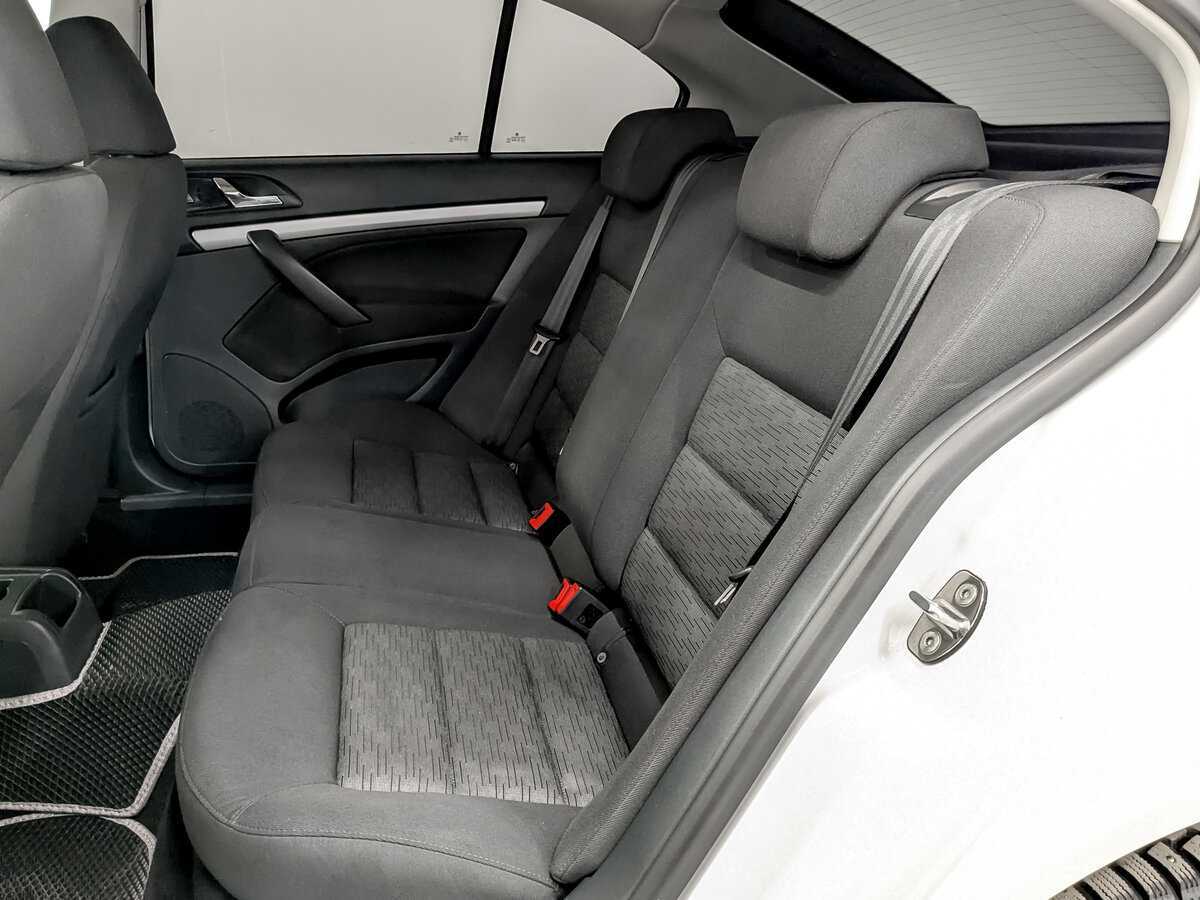 Skoda Octavia, 2013 - Фото №11