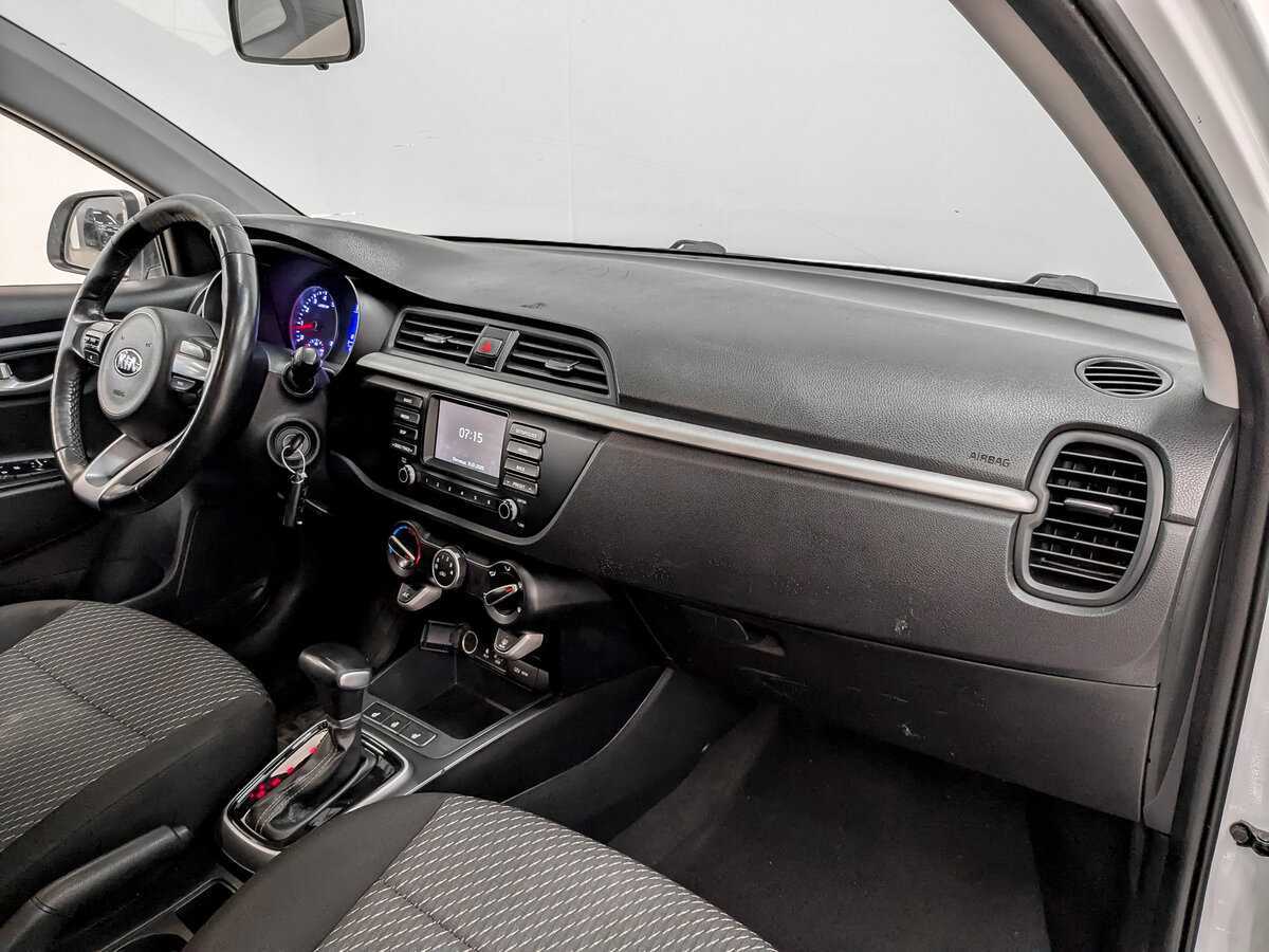 Kia Rio X-Line, 2020 - Фото №9