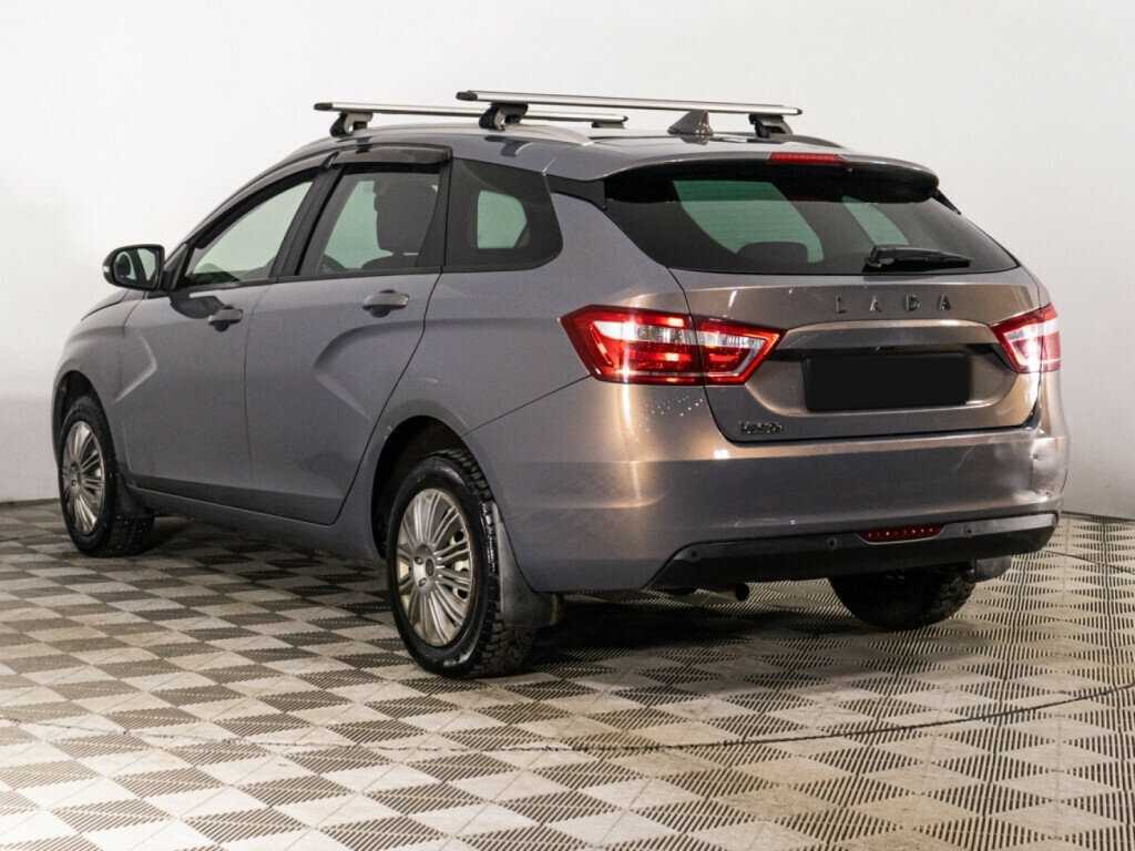 Lada (ВАЗ) Vesta SW, 2018 - Фото №6